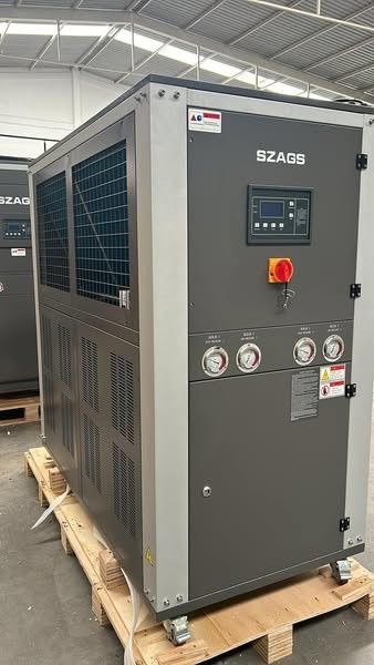 8HP एयर-कूल्ड चिलर स्क्रॉल कंप्रेसर और कूल कम्फर्ट के लिए रेफ्रिजरेशन